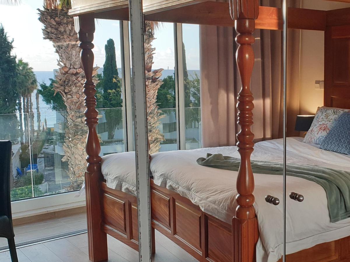 Poseidon'S Luxury Apartment Πάφος Εξωτερικό φωτογραφία